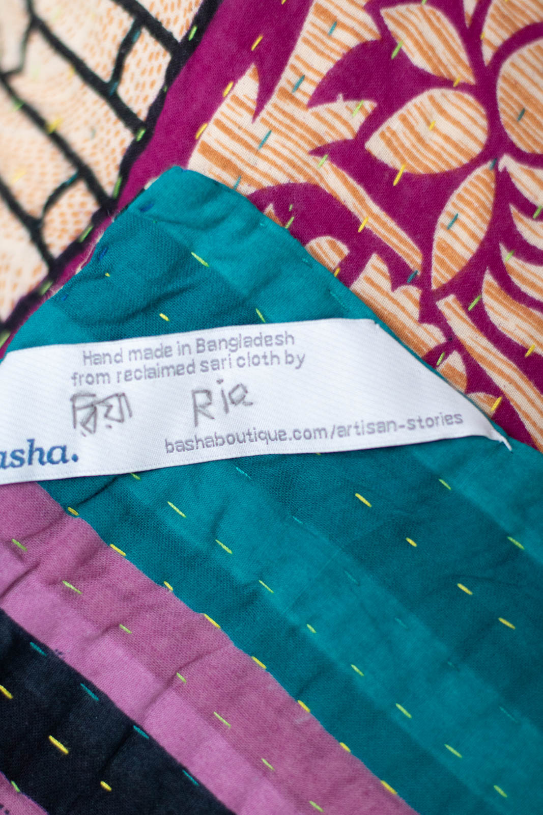 Close Kantha Throw